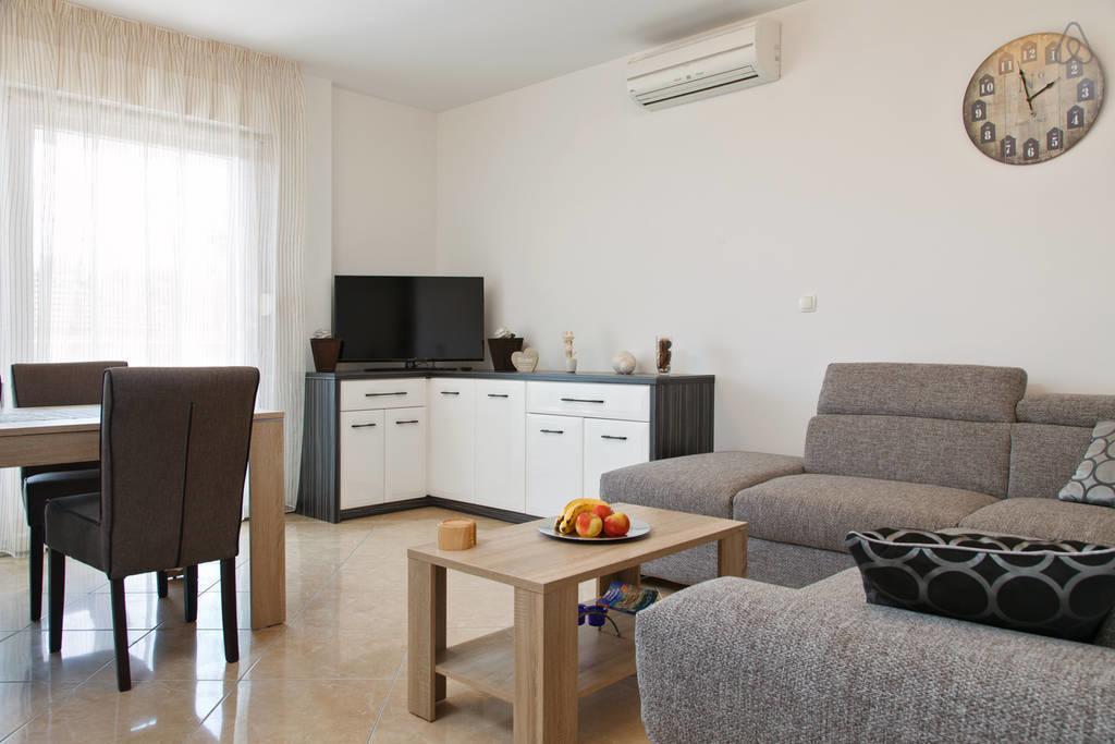 Apartment Lana مارينا الغرفة الصورة